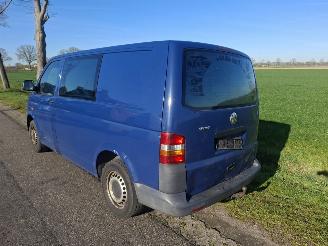 Volkswagen Transporter T5 picture 3
