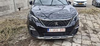Damaged car Peugeot 5008  2018/3