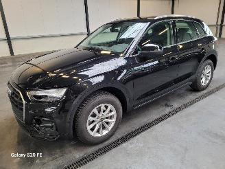 Schadeauto Audi Q5 40 TDI 150-KW S-Tronic Quattro 2022/5