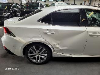 Lexus IS 300h Hybrid 133-KW Automaat picture 6