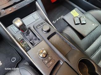 Lexus IS 300h Hybrid 133-KW Automaat picture 23