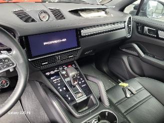 Porsche Cayenne Coupe 3.0 e-Hybrid 340-KW Automaat 4-WD Platinum-Edition picture 22