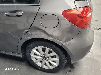 Mercedes A-klasse 180 Automaat 90-KW 5drs Urban picture 6