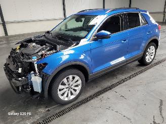 Unfallwagen Volkswagen T-Roc 1.5 TSi 110-KW DSG Style 2021/1