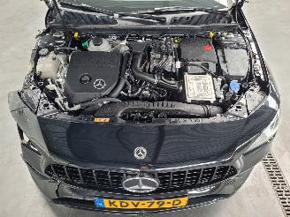 Mercedes Cla-klasse 250e Coupe 118-KW Automaat AMG Pano picture 12