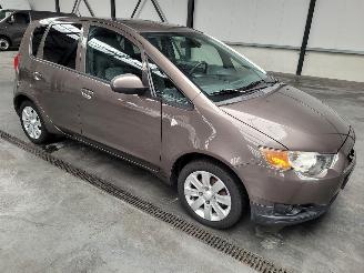 krockskadad bil auto Mitsubishi Colt 1.3 70-KW Automaat 5drs Edition Two 2012/6