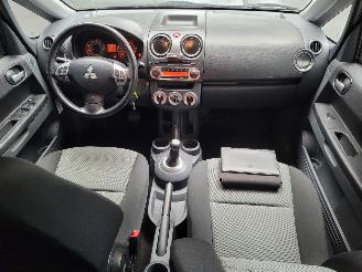 Mitsubishi Colt 1.3 70-KW Automaat 5drs Edition Two picture 19