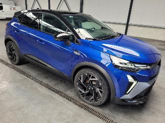 damaged passenger cars Renault Captur Hybrid 1.8 118-KW Automaat Esprit-Alpine 2026/3