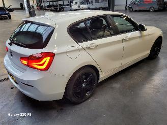 BMW 1-serie 120i Automaat 135-KW High Executive 5drs picture 5