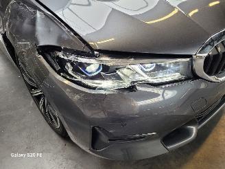 BMW 3-serie 330e Limo 215-KW Automaat High-Executive picture 8
