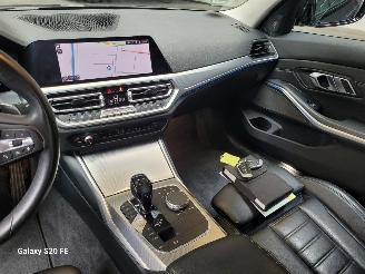 BMW 3-serie 330e Limo 215-KW Automaat High-Executive picture 20