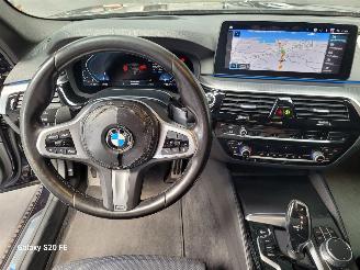 BMW 5-serie 530e Limo 215-KW Automaat M-SPORT Facelift picture 20