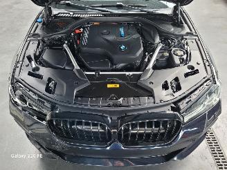 BMW 5-serie 530e Limo 215-KW Automaat M-SPORT Facelift picture 11