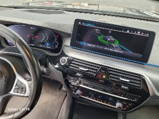 BMW 5-serie 530e Limo 215-KW Automaat M-SPORT Facelift picture 24