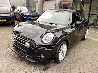 Schadeauto Mini Cooper S 1.5 Chili 2019/1