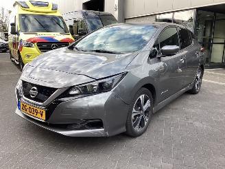 damaged passenger cars Nissan Leaf 40KWh 2019/5