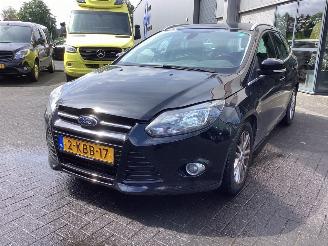 uszkodzony samochody osobowe Ford Focus 1.0 Ecoboost 2013/3