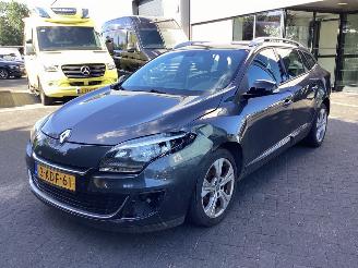 Coche accidentado Renault Mégane  2013/3