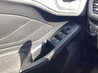 Ford Focus 1.0 EcoBoost Hybrid Titanium X picture 16