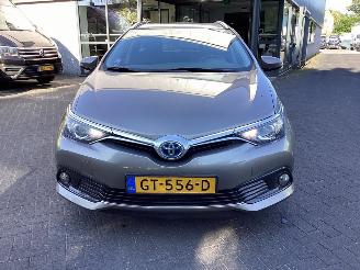 Toyota Auris Touring Sports 1.8 Hybrid Lease picture 2