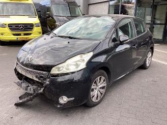 Uttjänta bilar auto Peugeot 208 208 I (CA/CC/CK/CL), Hatchback, 2012 / 2019 1.4 16V 2012/8