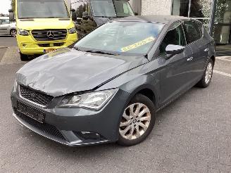 Schadeauto Seat Leon 1.2 TSI 2016/7