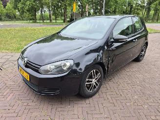 Voiture accidenté Volkswagen Golf 1.2 TSI TRENDLINE 2011/6