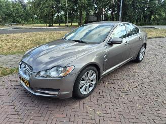 Voiture accidenté Jaguar XF 3.0 V6 Premium Luxery 2010/1