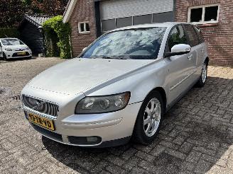 skadebil auto Volvo V-50 2.0d Edition II 2007/1