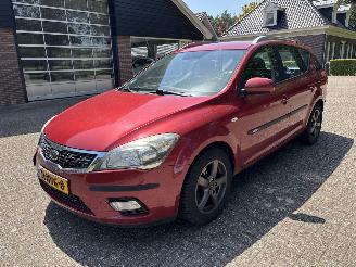 škoda osobní automobily Kia Ceed 1.6 crdi Sporty Wagon X-ecutive 2010/12