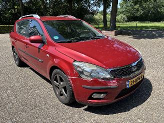 Kia Ceed 1.6 crdi Sporty Wagon X-ecutive picture 2