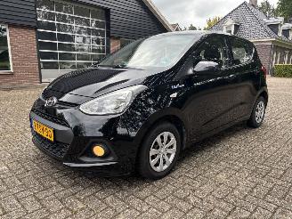 krockskadad bil auto Hyundai I-10 1.0i I-Motion Comfort 2014/11