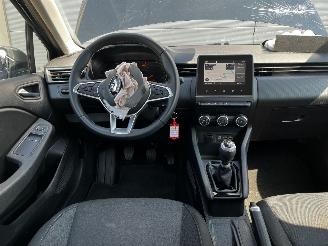 Renault Clio 1.0 TCe CLIMA / CRUISE / NAVI picture 9