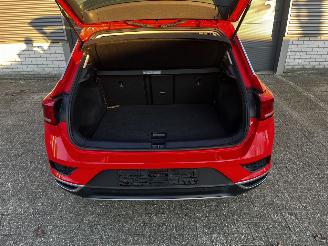 Volkswagen T-Roc 1.5 TSI CAMERA / PDC / NAVI / STOELVERW /150PK picture 20