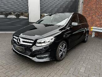 Avarii autoturisme Mercedes B-klasse 180 LEER / NAVI / CRUISE /  PDC 2016/6