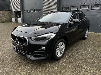 Voiture accidenté BMW X2 SDrive 18i AUTOMAAT / NAVI / CRUISE / PDC 2020/1