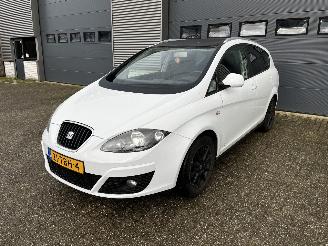 krockskadad bil auto Seat Altea xl 1.2 TSI 2012/1
