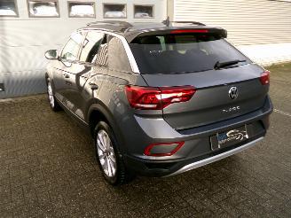 Volkswagen T-Roc 1.0 TSI CAMERA / NAVI / CRUISE / PDC / DIG COCKPIT picture 19