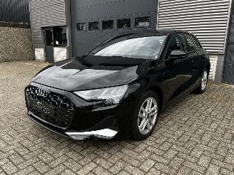 Damaged car Audi A3 35 TFSI 1.5i AUTOMAAT / NAVI / CRUISE / CAMERA / 2025/7