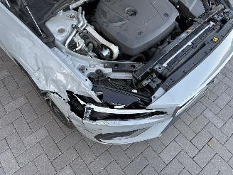 Volvo V-60 2.0 T6 Plug-in Hybrid AWD Plus Bright picture 7