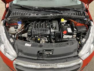 Peugeot 208 1.2 PureTech 5-drs Airco picture 16