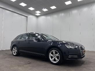 krockskadad bil auto Audi A4 Avant 1.4 TFSI S-Tronic Sport Edition Navi Clima 2018/6