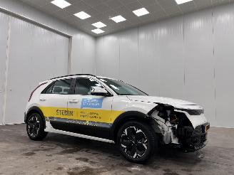 Coche accidentado Kia Niro DynamicLine 64.8 kWh 2022/8