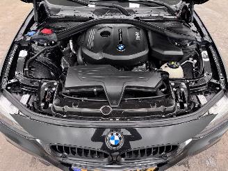 BMW 3-serie Touring 318i Autom. M Sport Panoranadak Navi Clima picture 17