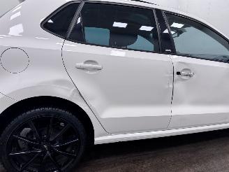 Volkswagen Polo 1.2 TSI Panoramadak 5-drs Navi Airco picture 18