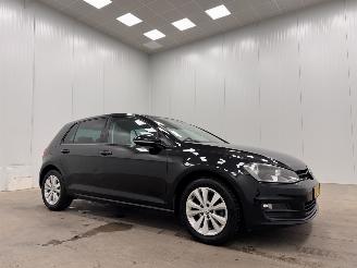 Schadeauto Volkswagen Golf 1.2 TSI 5-drs Navi Clima 2016/2
