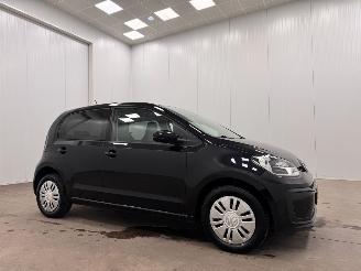 skadebil auto Volkswagen Up! 1.0 BMT move up 5-drs Airco 2019/8
