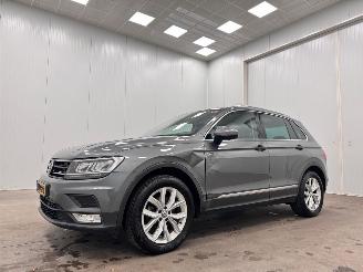 Volkswagen Tiguan 1.4 TSI Pano. Navi Clima picture 4
