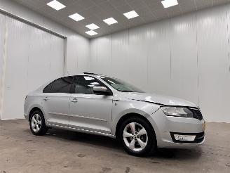 damaged passenger cars Skoda Rapid 1.2 TSI Ambition Airco 2012/10