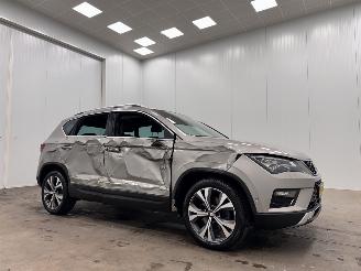 Unfallwagen Seat Ateca 1.4 Autom. EcoTSI Panoramadak Navi Clima 2017/12